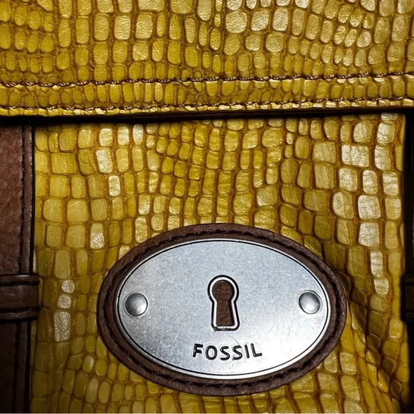 Fossil Yellow Crossbody Handbag - Picture 3 of 7